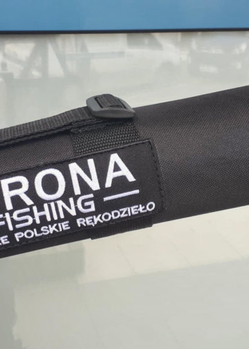 Tuba z paskiem na ramię